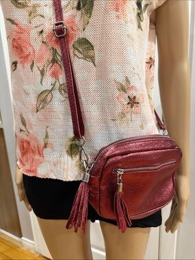 Genuine Leather Made in Italy Metallic Burgundy Crossbody Bag